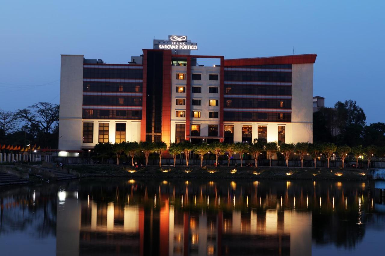 Le Lac Sarovar Portico- Ранчі Екстер'єр фото